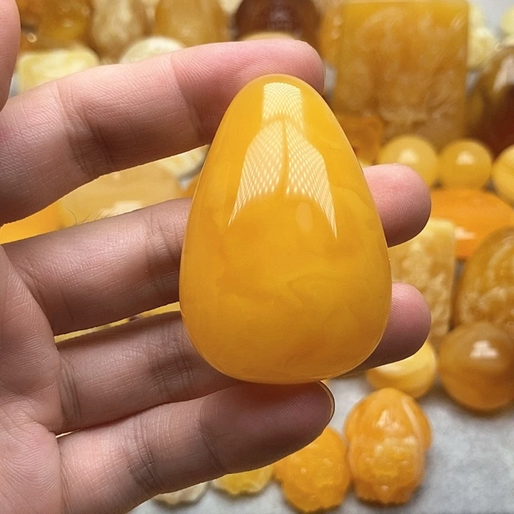 未镶嵌颈饰琥珀琥珀蜜蜡吊坠