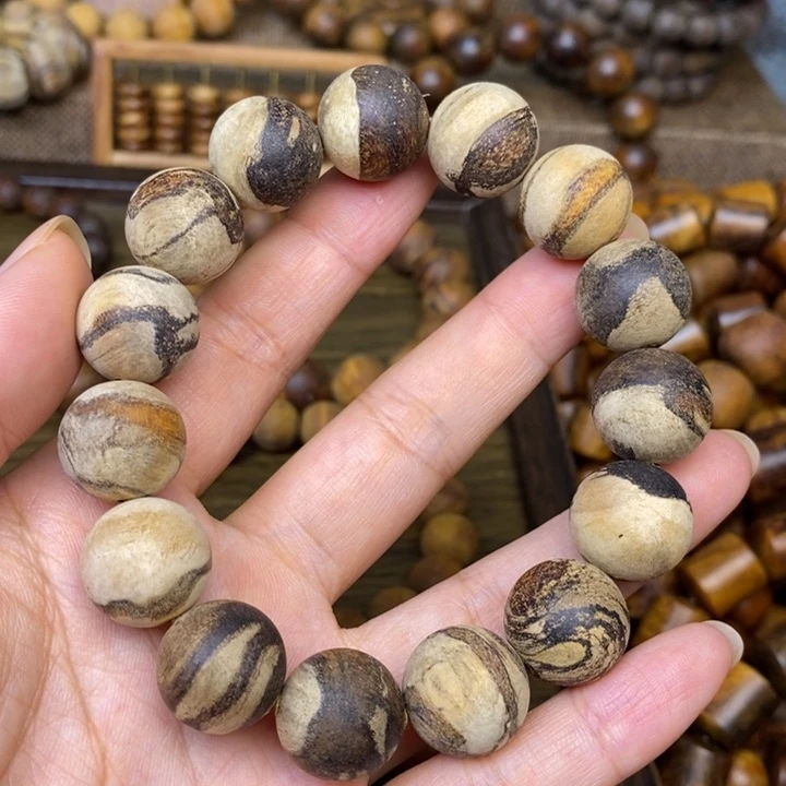 手串贡木1.5花妖