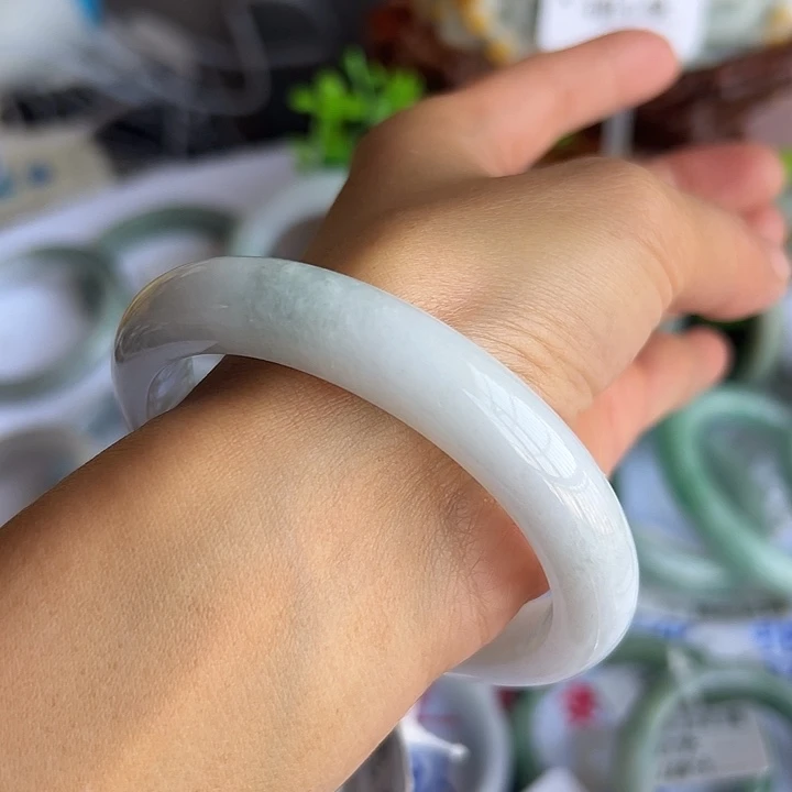 翡翠未镶嵌手镯纯天然缅甸A货翡翠白月光福利镯58.4