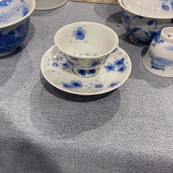 杯托和小杯。。。。。。。。