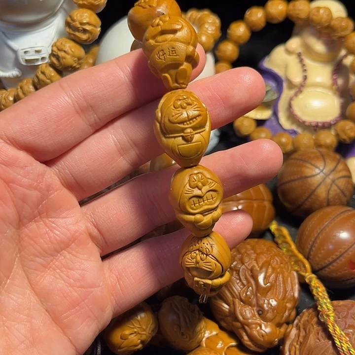 橄榄核手串/手链铁核哆啦A梦