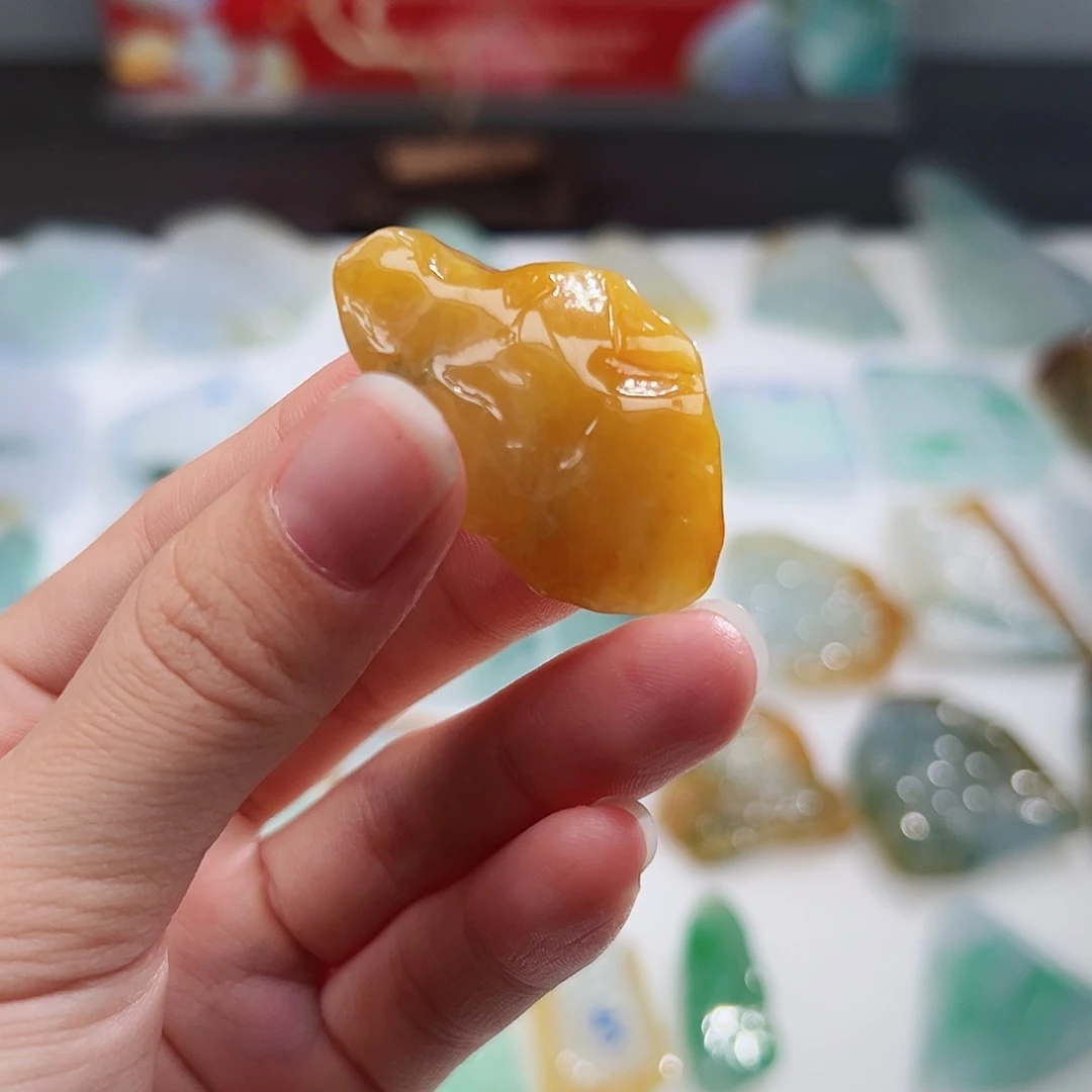 定制翡翠未镶嵌翡翠