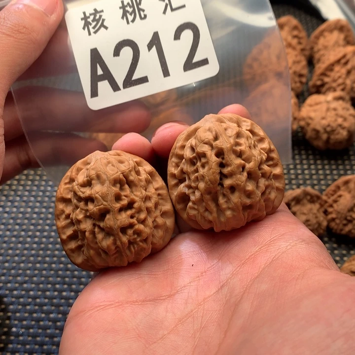 吊坠文玩核桃霸王