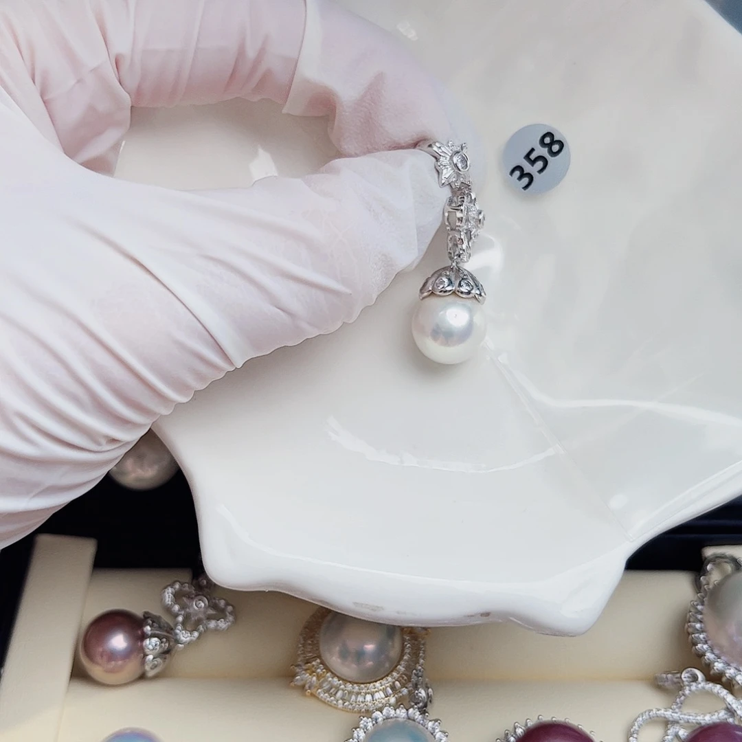 银S925镶嵌淡水珍珠耳饰