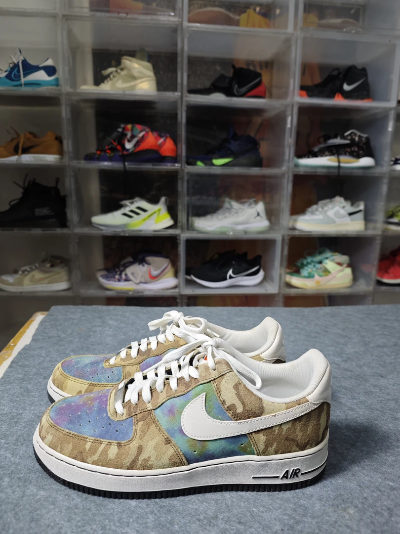 A42.5码Nike Air Force 1  二层牛皮皮革 低帮 板鞋 迷彩棕拼接