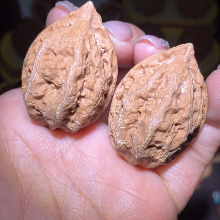 文玩核桃把件东北野生楸子小美6 6