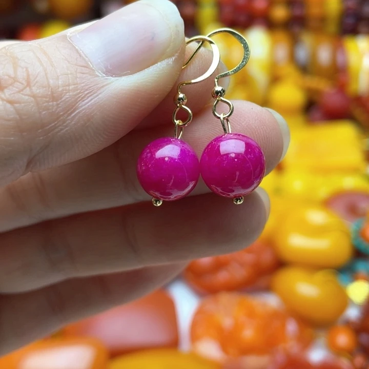 树脂制品1号粉色耳坠