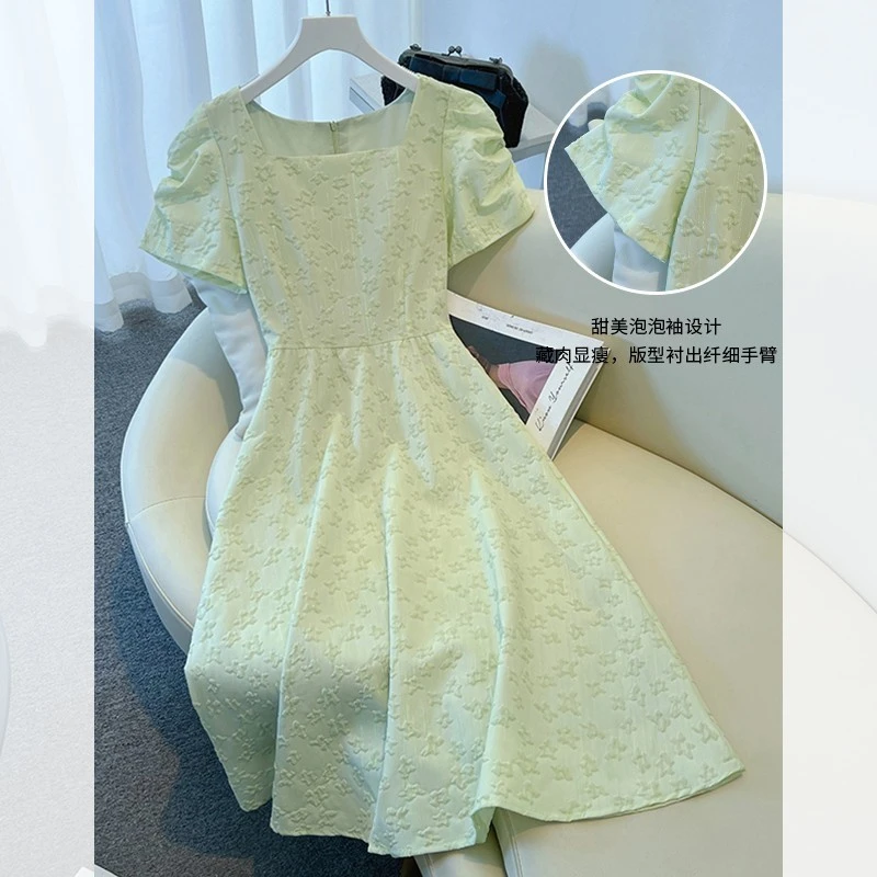 绿色雪纺连衣裙女夏季2025新款今年流行爆款法式温柔方领气质裙子