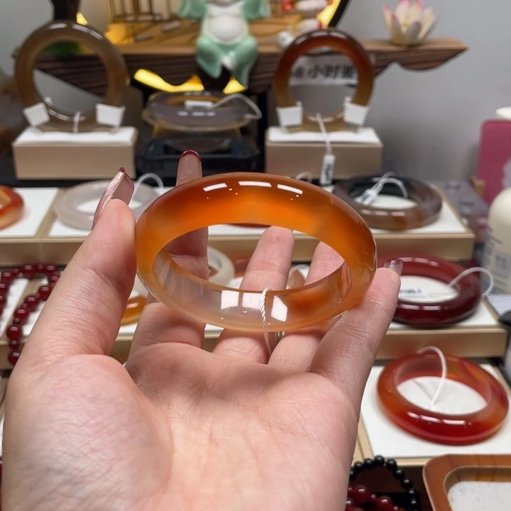 玛瑙/玉髓未镶嵌手镯