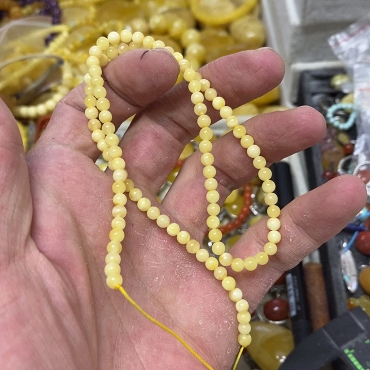 未镶嵌蜜蜡裸石多样性发货