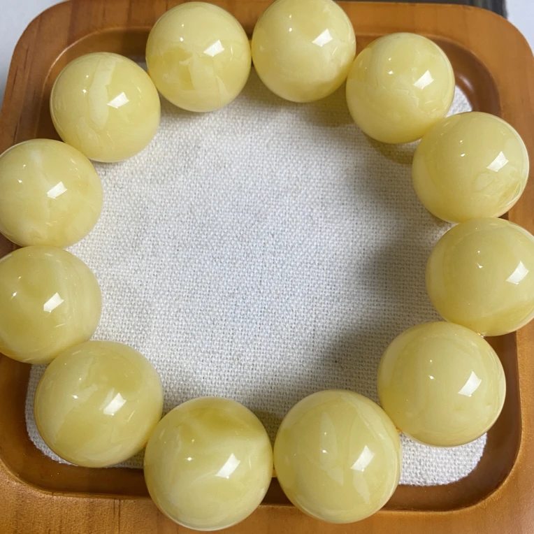 同料鸡油黄浓蜡纯色精工精品手串