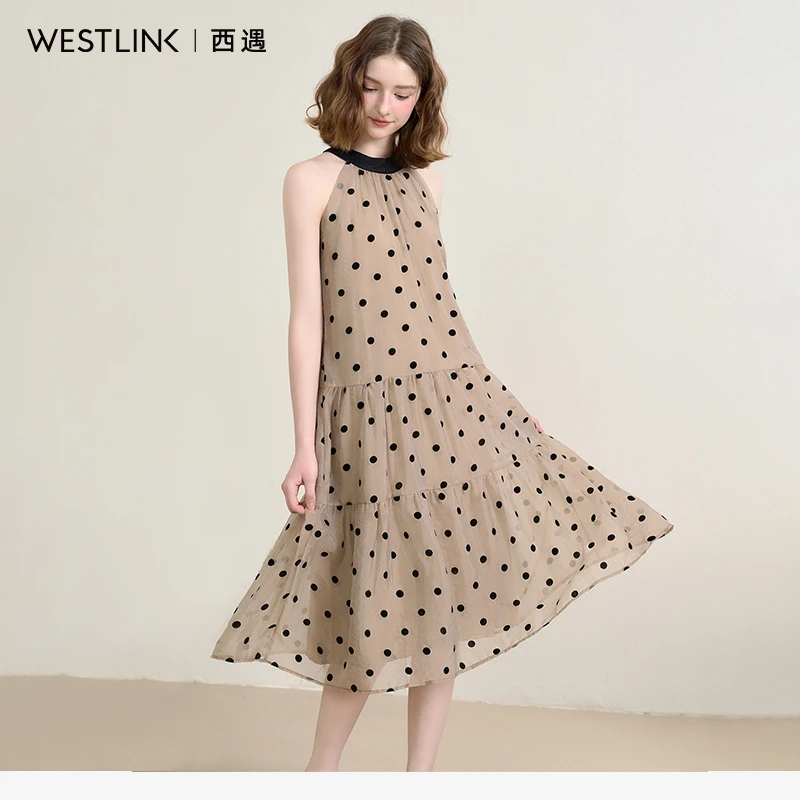 西遇波点挂脖蛋糕裙女2025年夏季新款海边度假风法式无袖连衣裙