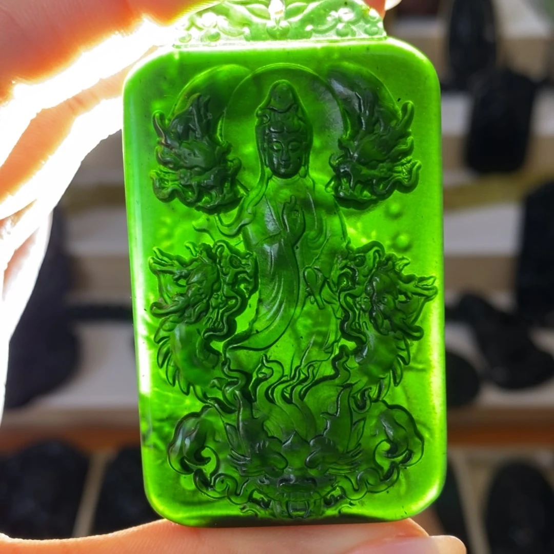 蛇纹石玉未镶嵌吊坠