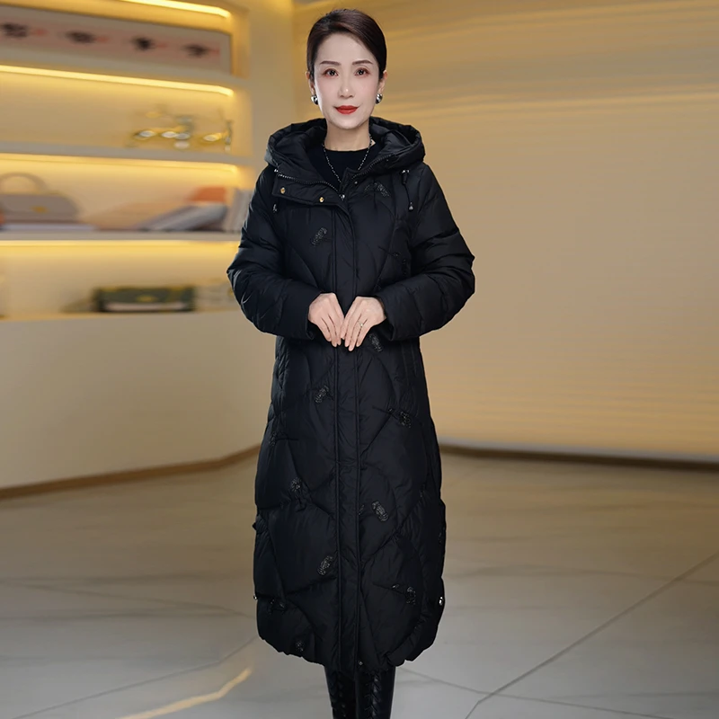 高端上档次白鸭绒保暖羽绒服女2024气质国风刺绣显瘦长款冬装外套