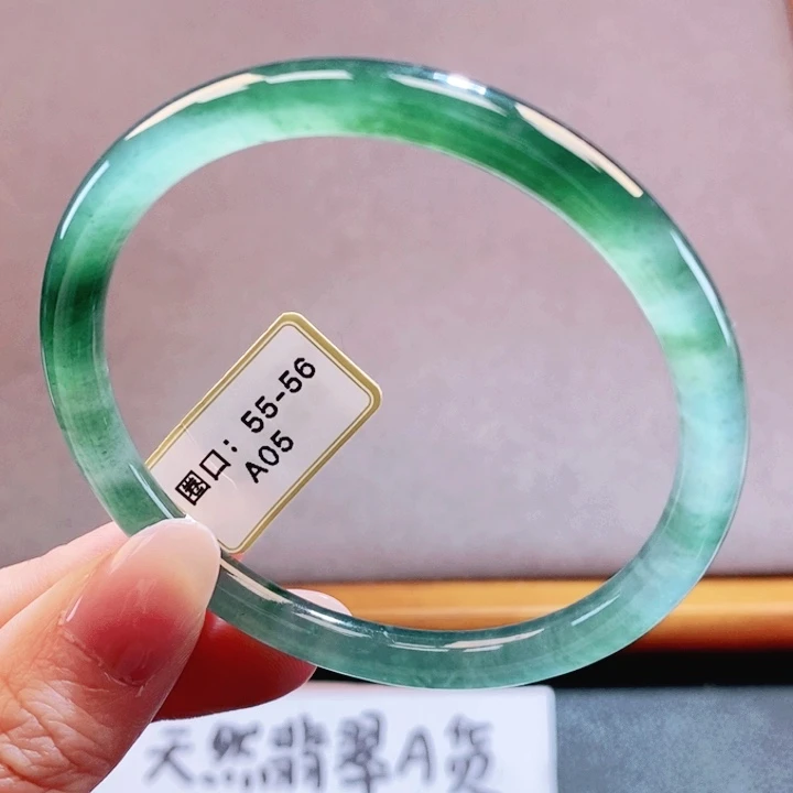 翡翠未镶嵌手镯翡翠手镯8