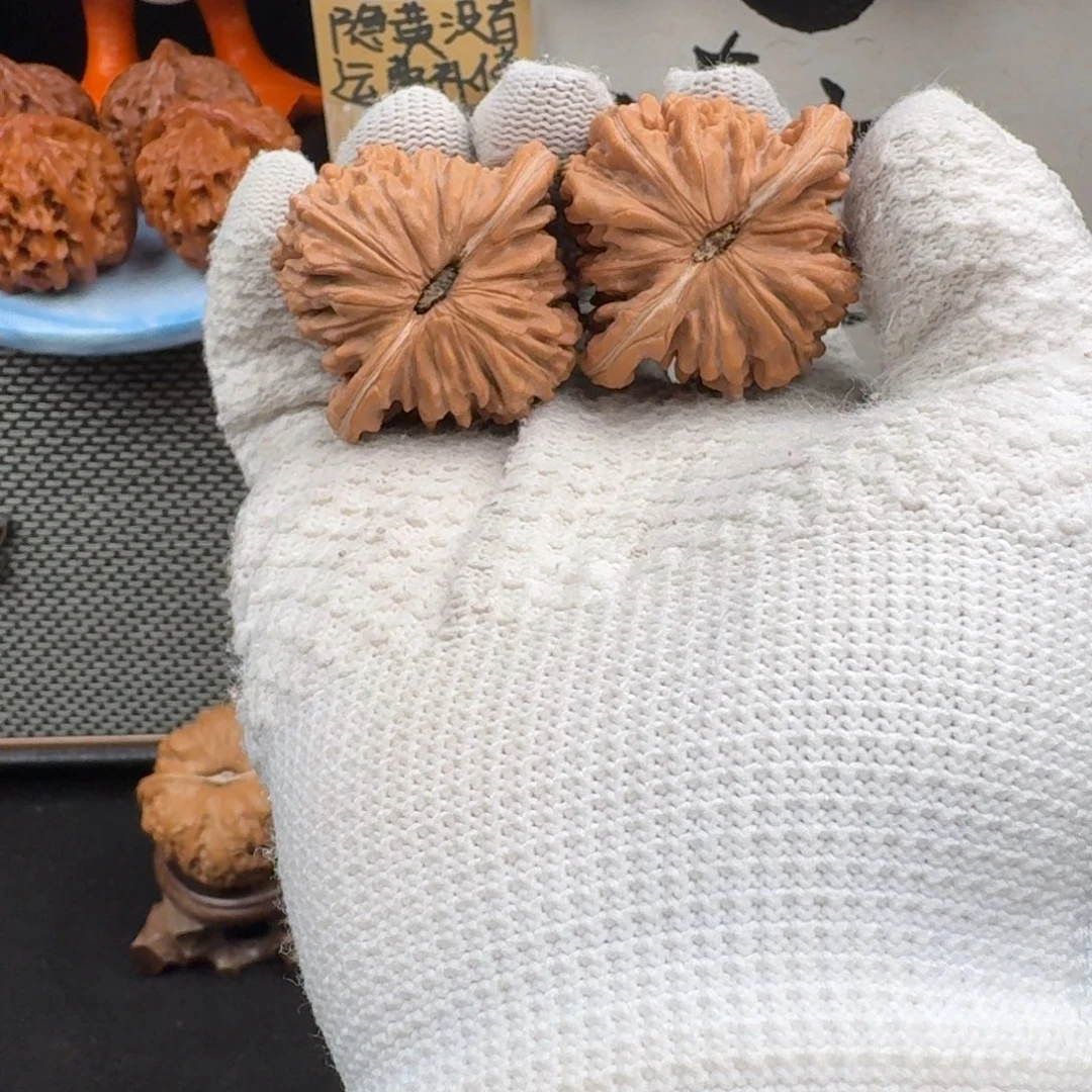 文玩核桃吊坠4607楼子