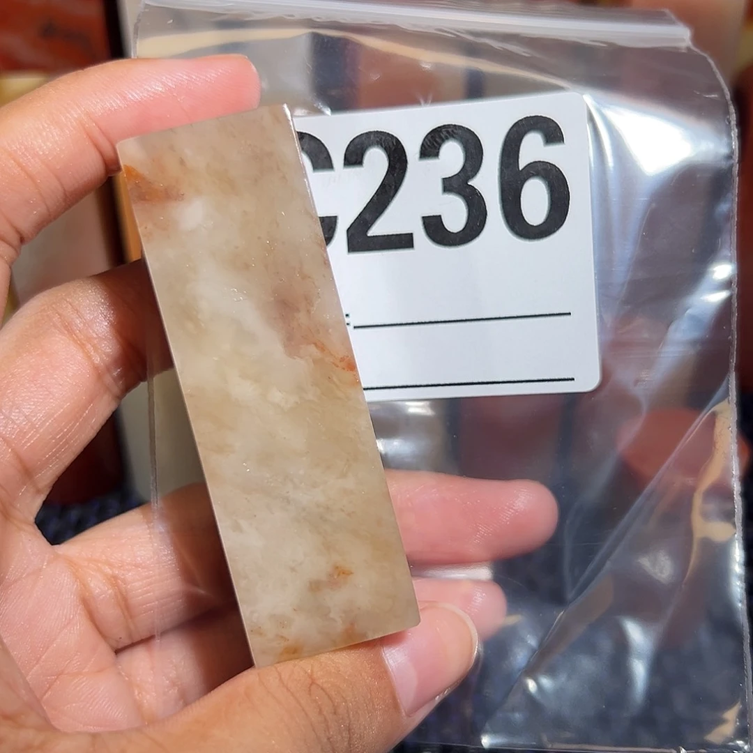 【闪购商品】寿山石印石优**婆老挝石