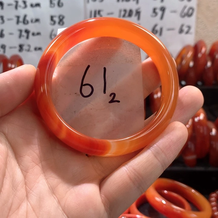 玛瑙/玉髓手镯未镶嵌