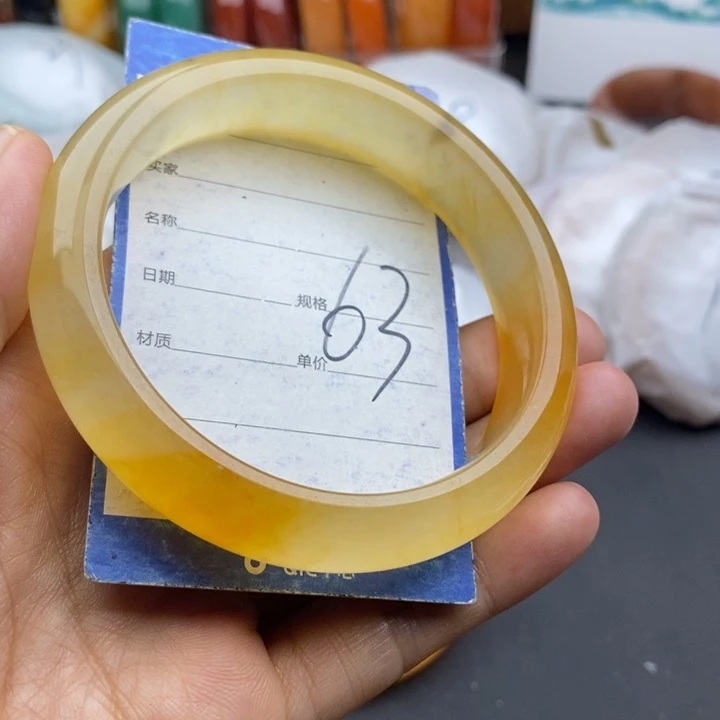 石英质玉未镶嵌手镯