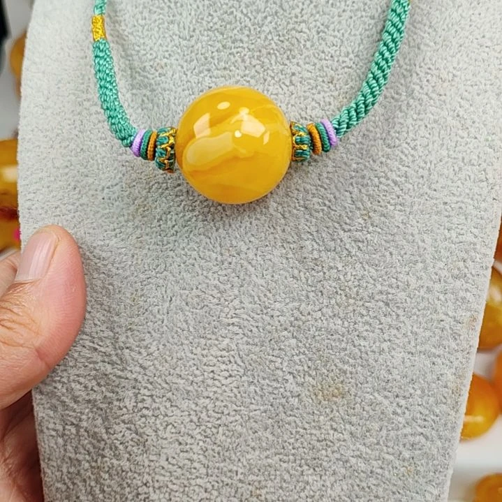 蜜蜡吊坠(赠链)未镶嵌