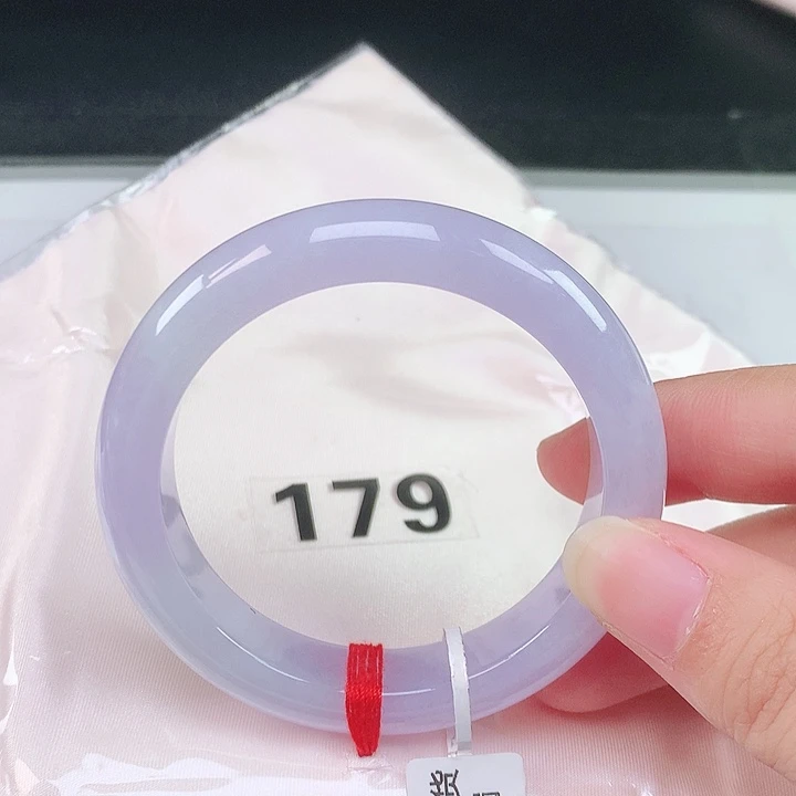 翡翠未镶嵌手镯翡翠