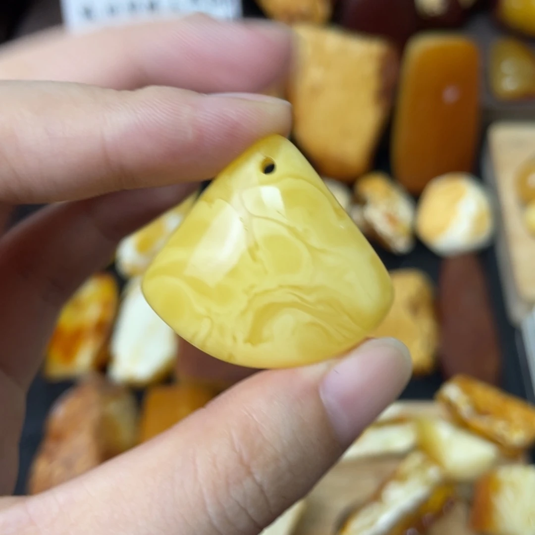 定制琥珀蜜蜡原石