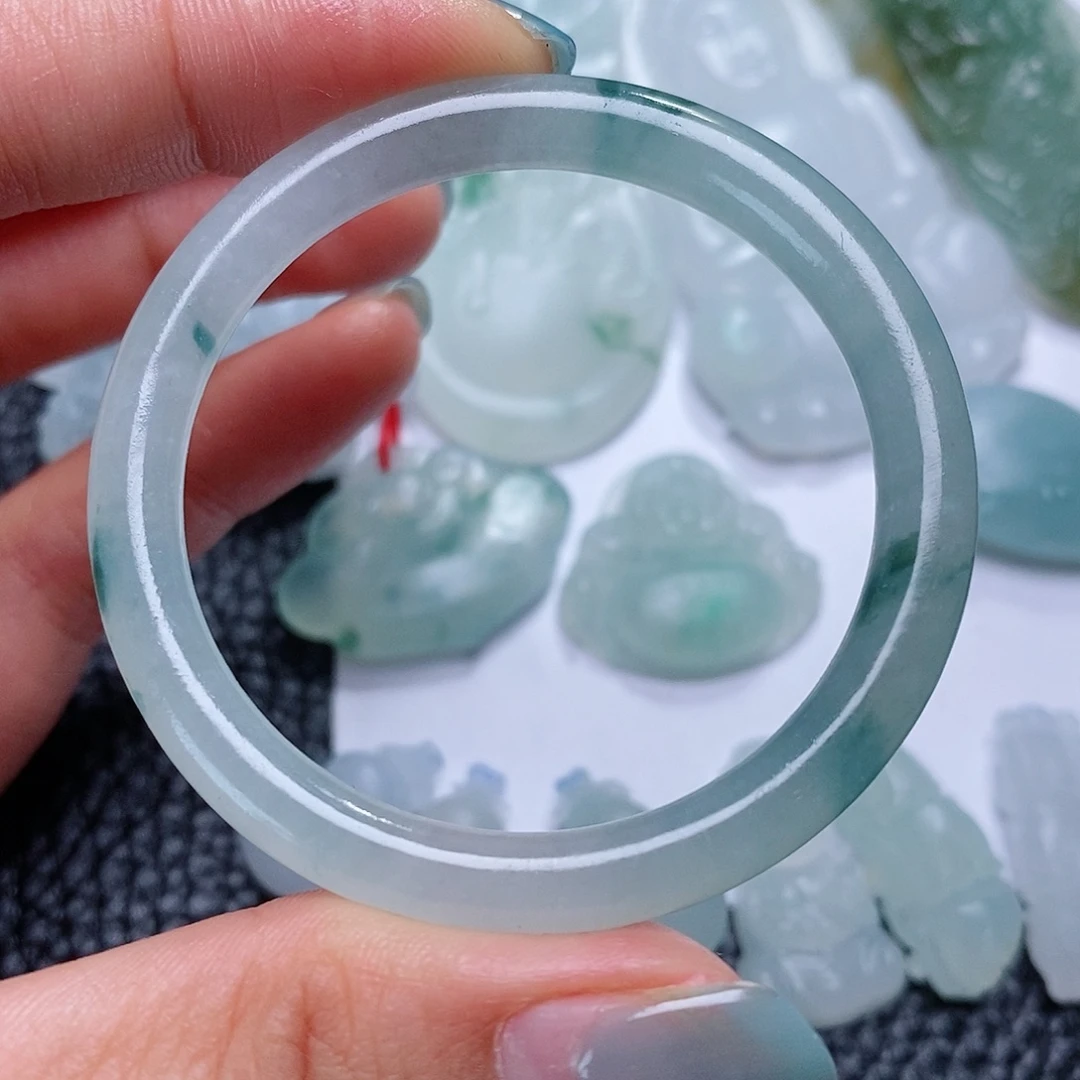 定制翡翠未镶嵌毛货付款后确认抛光