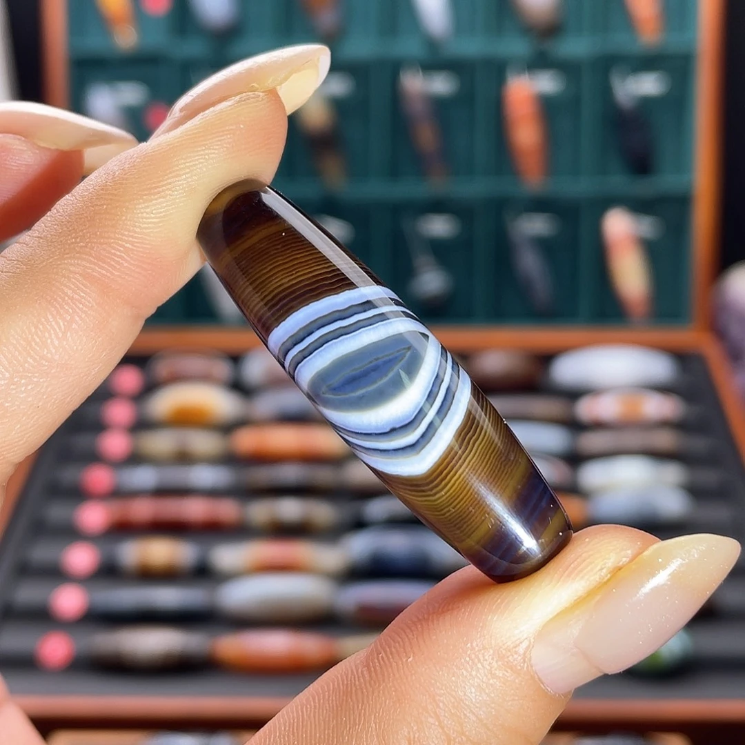 玛瑙/玉髓未镶嵌珠宝半成品