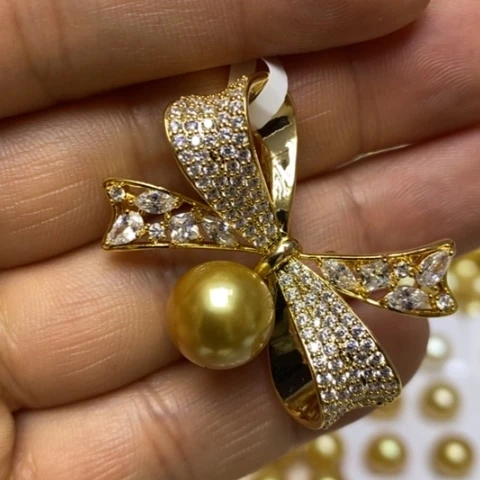 合金胸针海水珍珠