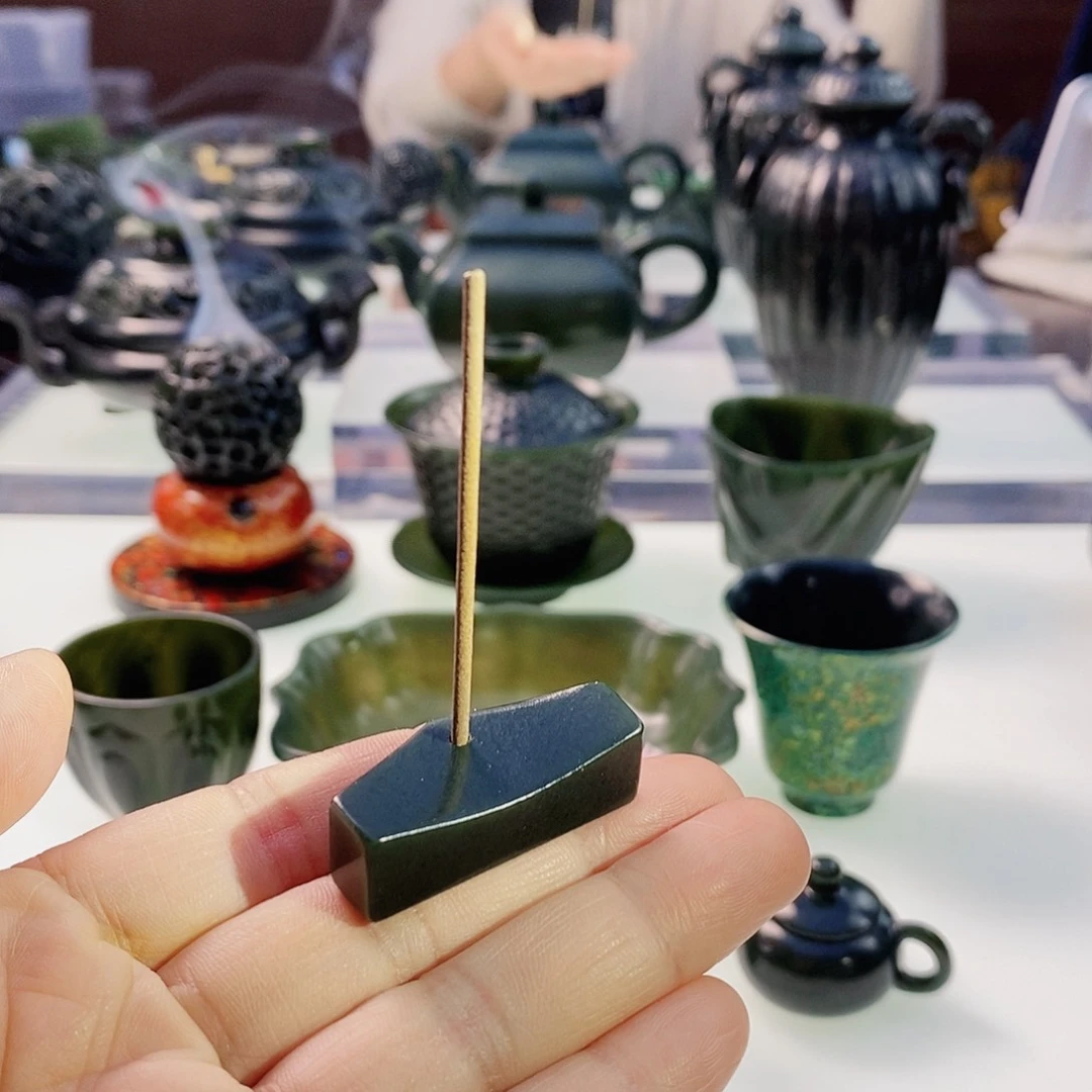 和田玉（青玉）摆件未镶嵌筷枕香插