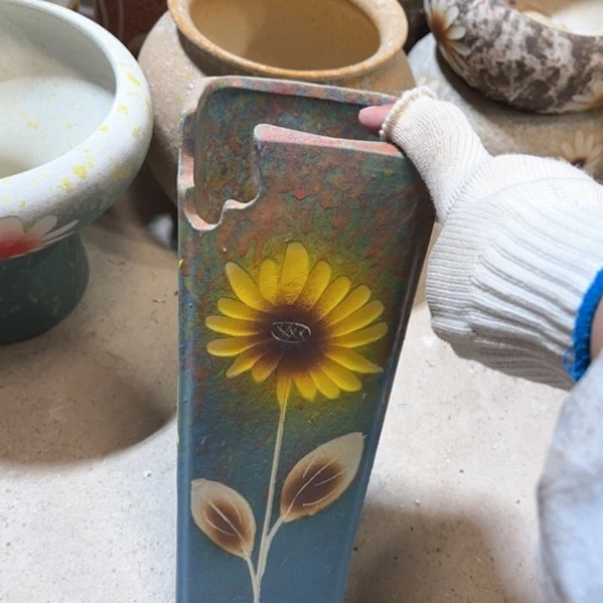 罐默认微瑕，有孔编号17-39