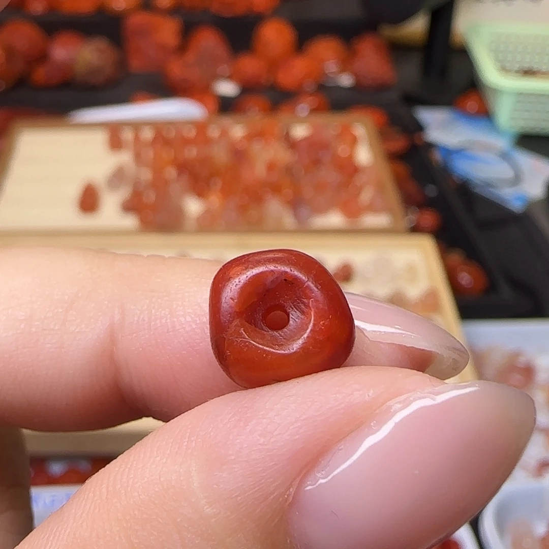牛***妞吊坠(不含链)未镶嵌南红玛瑙