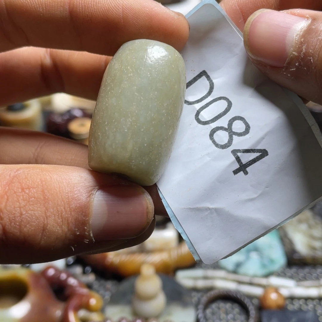 和田玉（糖玉）挂件未镶嵌