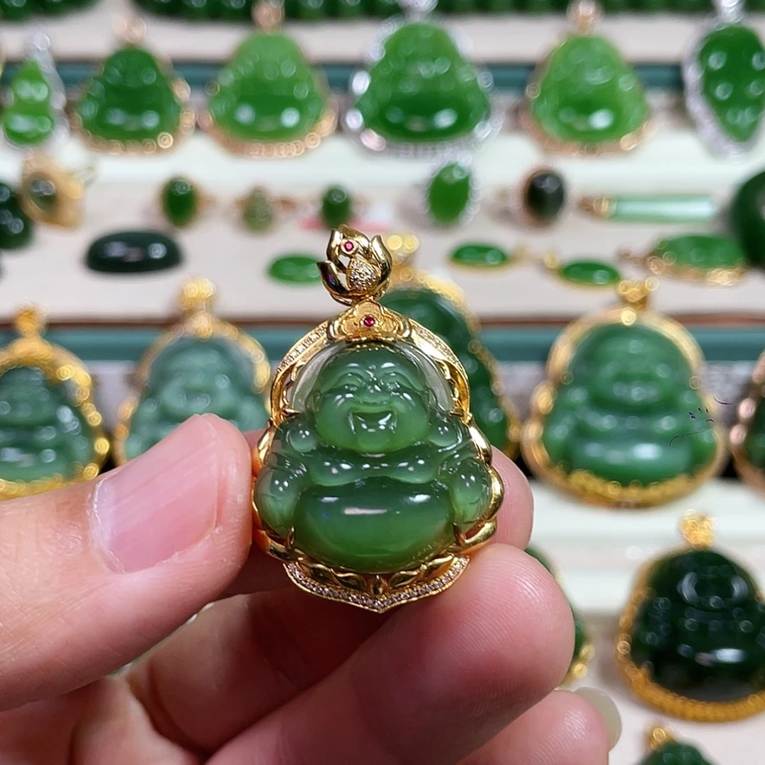 和田玉（碧玉）18K金镶嵌颈饰24mm
