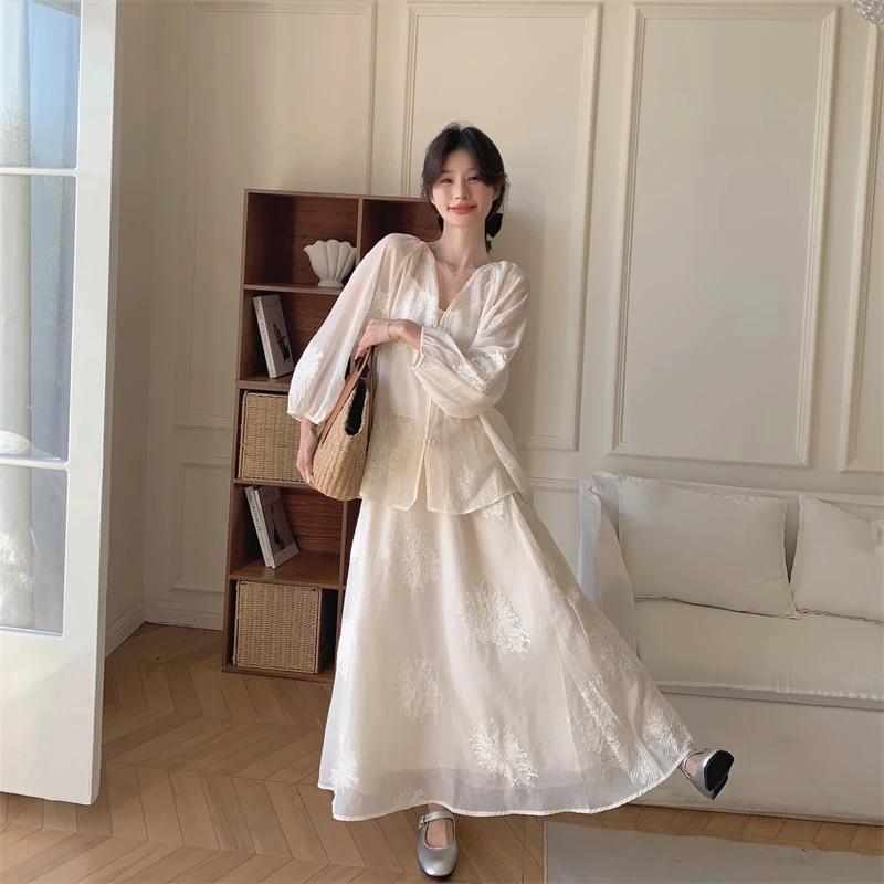 新中式国风重工刺绣衬衫套装裙女夏季2025新款清冷气质穿搭设计感