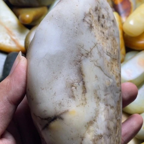 未镶嵌和田玉（糖玉）挂件