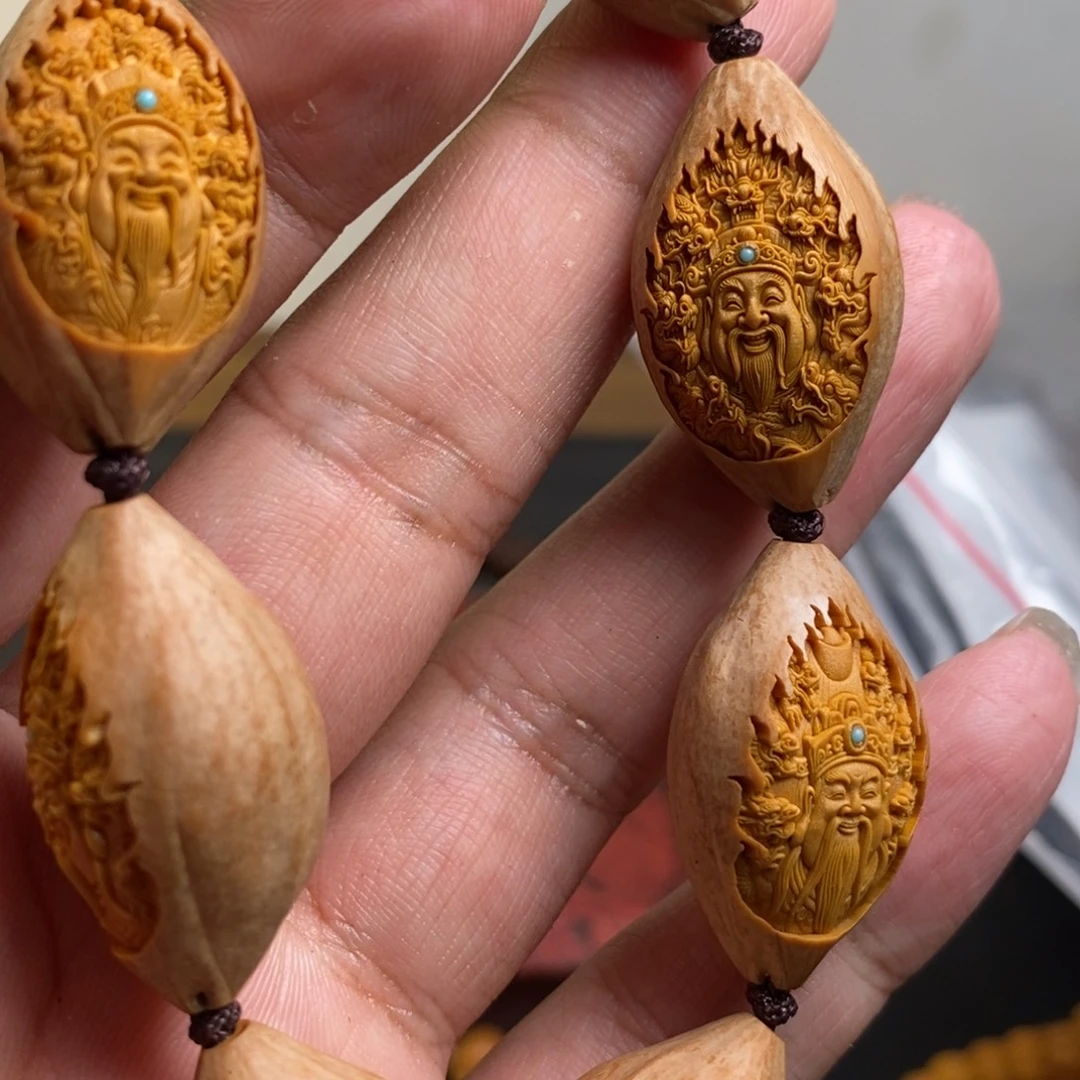 吊坠猴头核桃橄榄