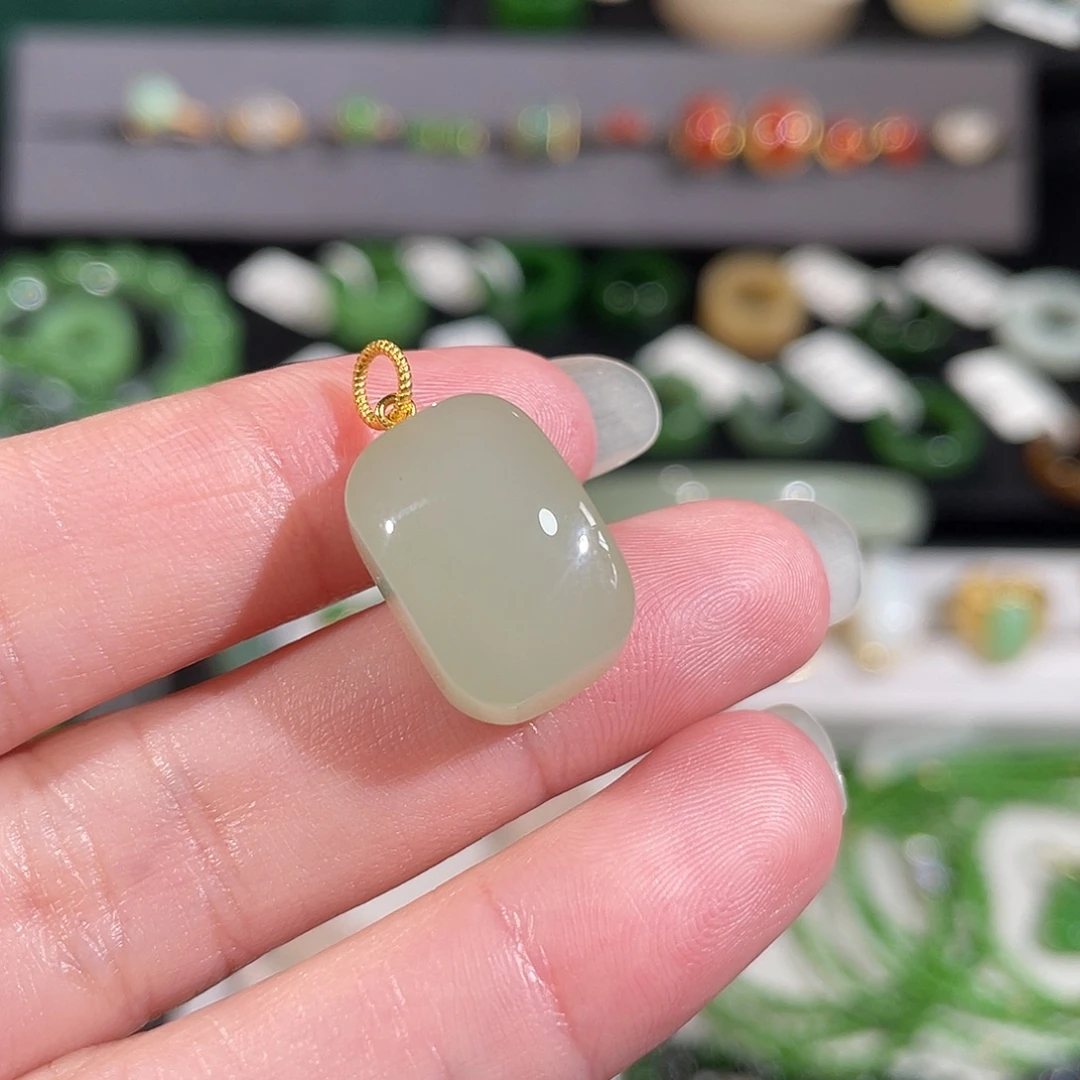 和田玉（青玉）18K金镶嵌吊坠(不含链)