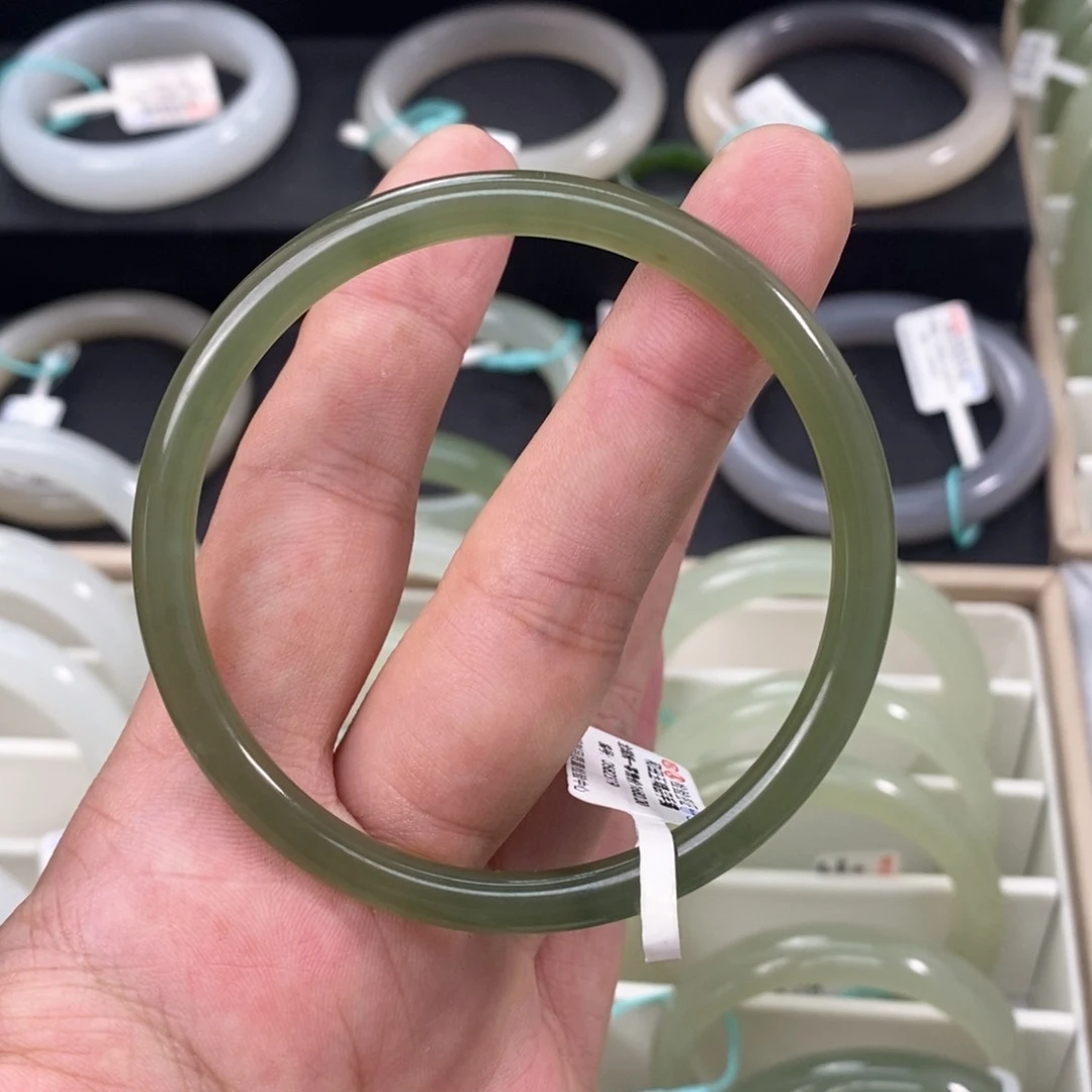 和田玉手镯未镶嵌5758