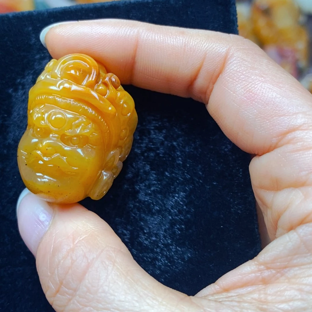 未镶嵌石英质玉（黄龙玉）吊坠(不含链)
