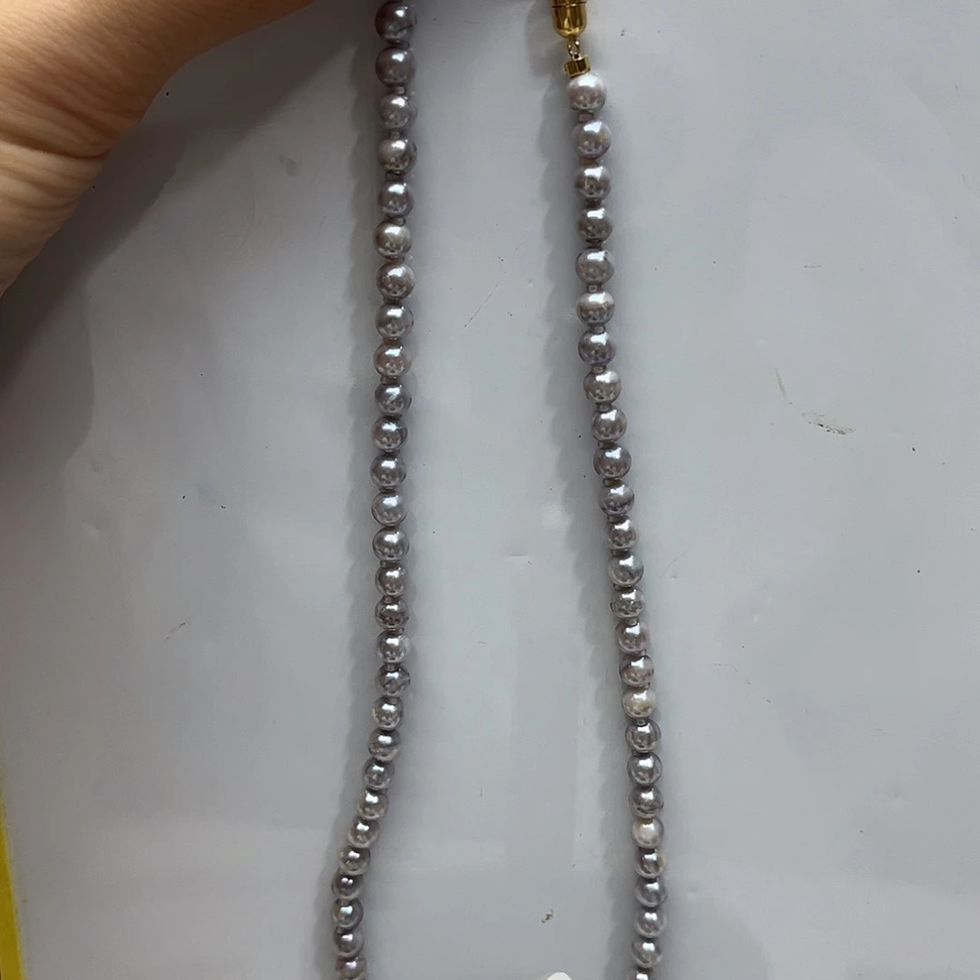 颈饰18K金镶嵌海水珍珠