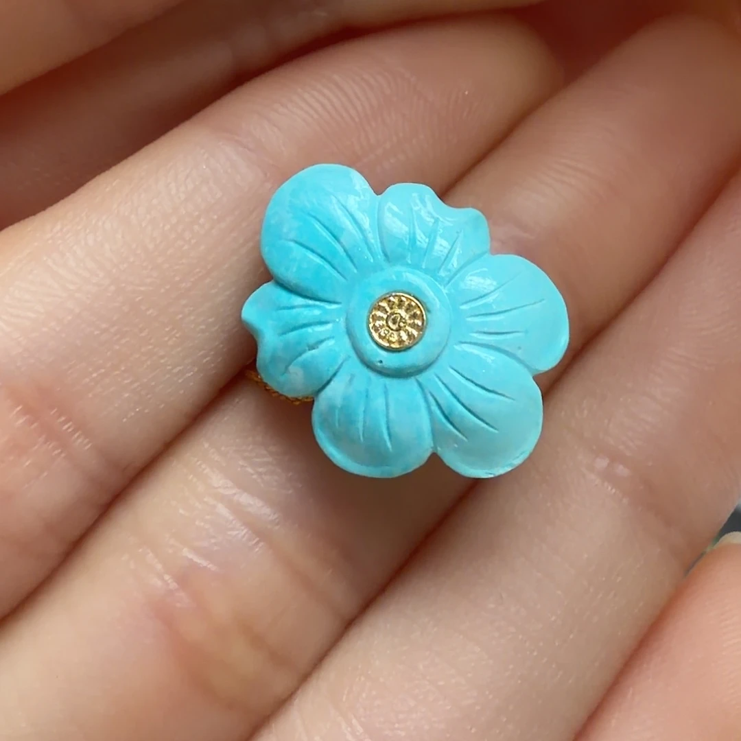 绿松石未镶嵌颈饰