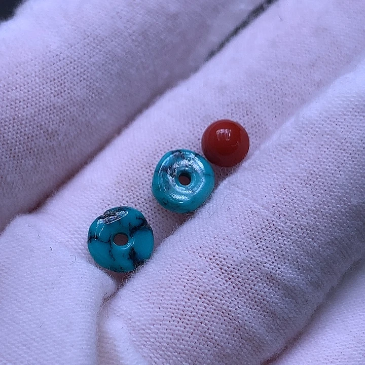 南红玛瑙未镶嵌珠宝奇石