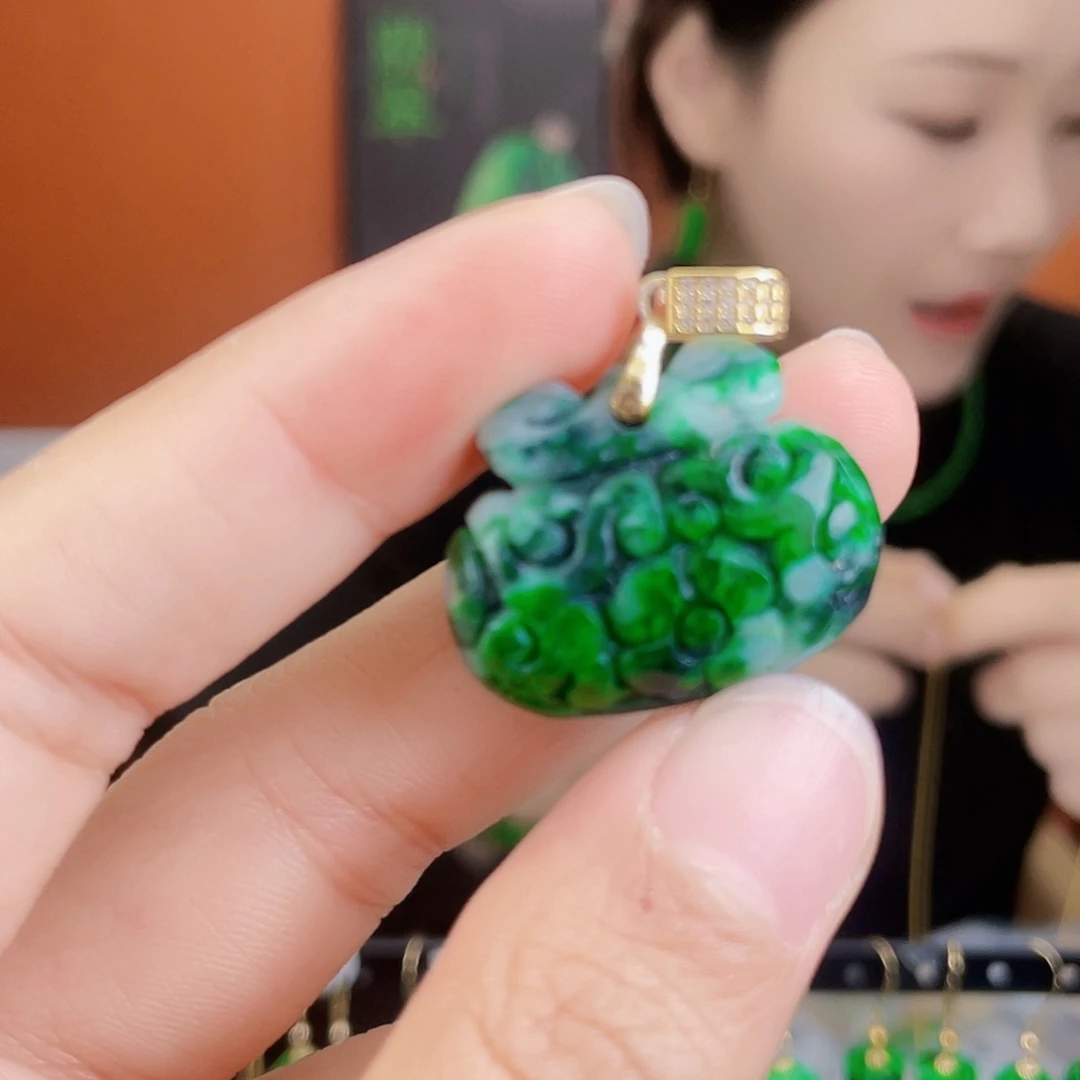 翡翠未镶嵌耳饰饰品