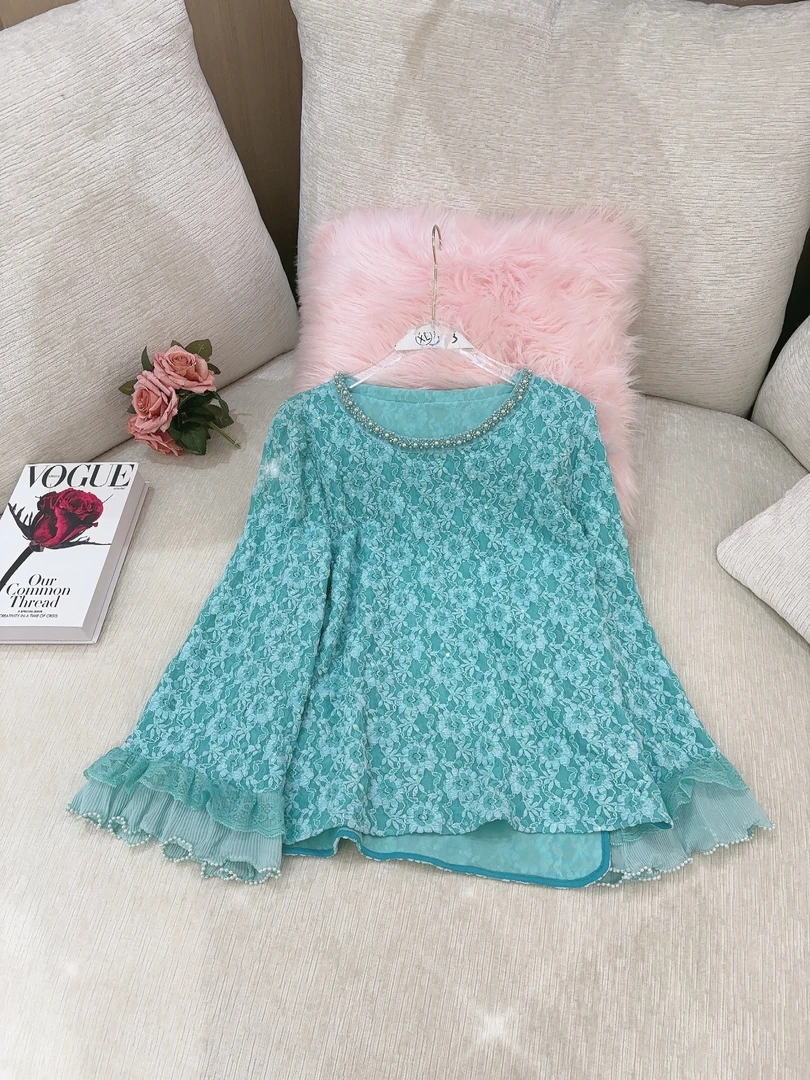 DC【萤火之光】长袖网红圆领时尚钉珠蕾丝百搭上衣