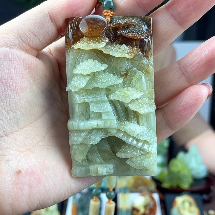 蛇纹石玉颈饰未镶嵌