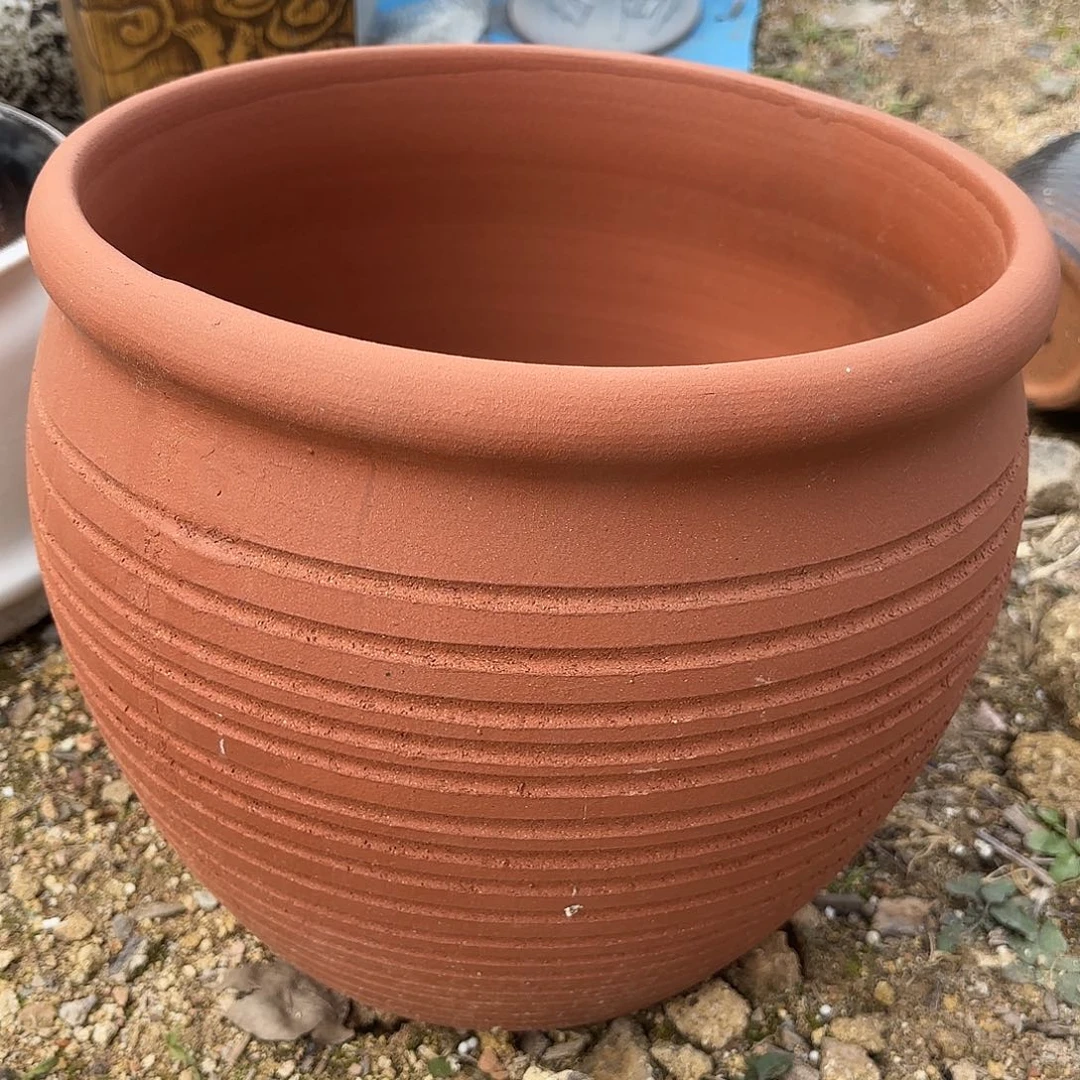 紫砂花盆红陶口径29高度25