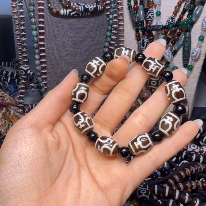 原***人玛瑙/玉髓未镶嵌颈饰