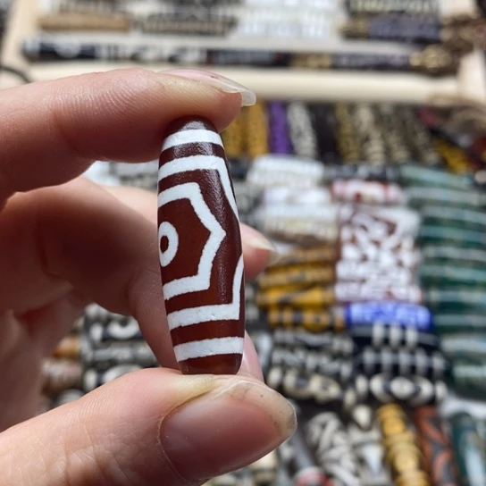 潇***、玛瑙/玉髓未镶嵌颈饰