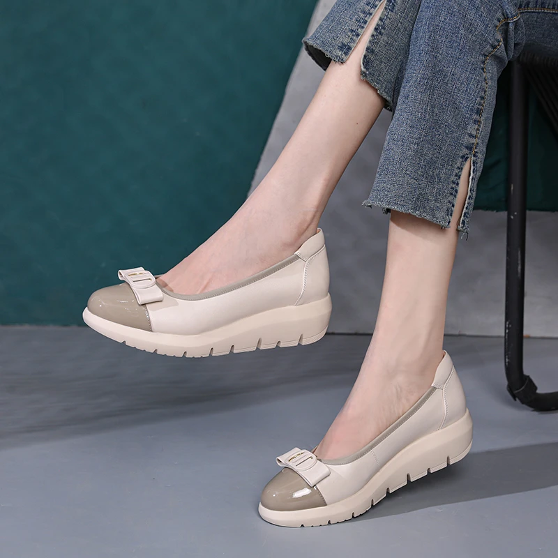 软底软面一脚蹬皮鞋2024春夏新款浅口百搭单鞋圆头轻便舒适跳舞鞋